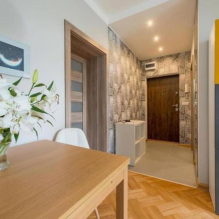 Modern And Cozy- Golden Apartments- Central Location Varsó Kültér fotó